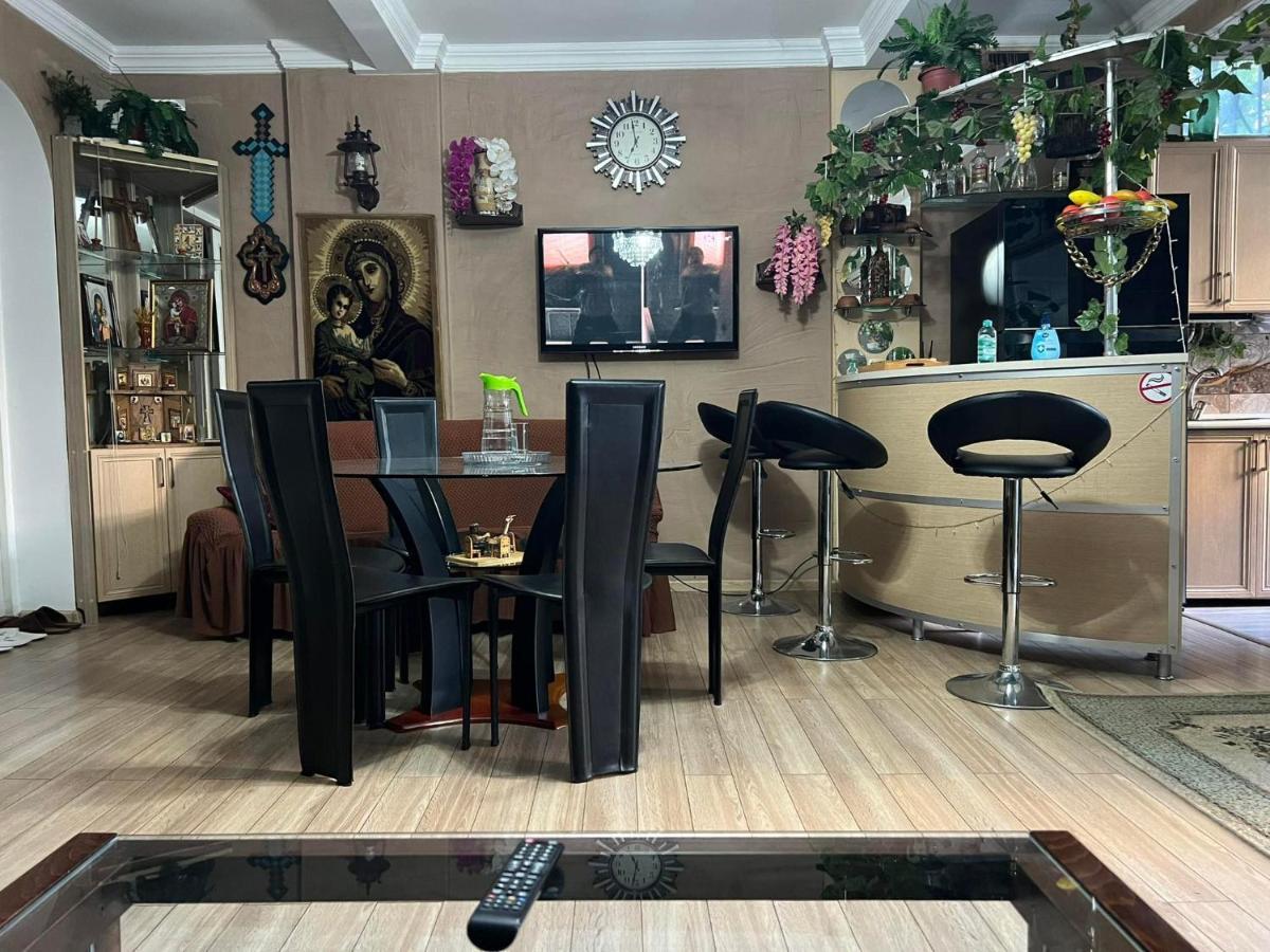 3 Room Flat In Tbilisi Esterno foto